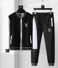 Picture of LV SweatSuits _SKULVm-3xlkdt0529246